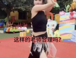 躺床上拍照怎么摆才好看,打造完美自拍瞬间