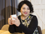 娱乐小楠瓜志在打造中国版Netflix更名后的中国儒意(00136HK)值得投资吗？